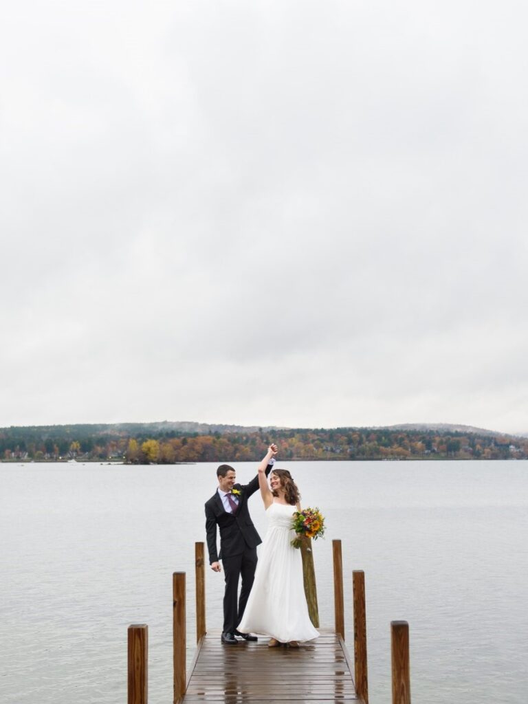 wedding couple on lake
