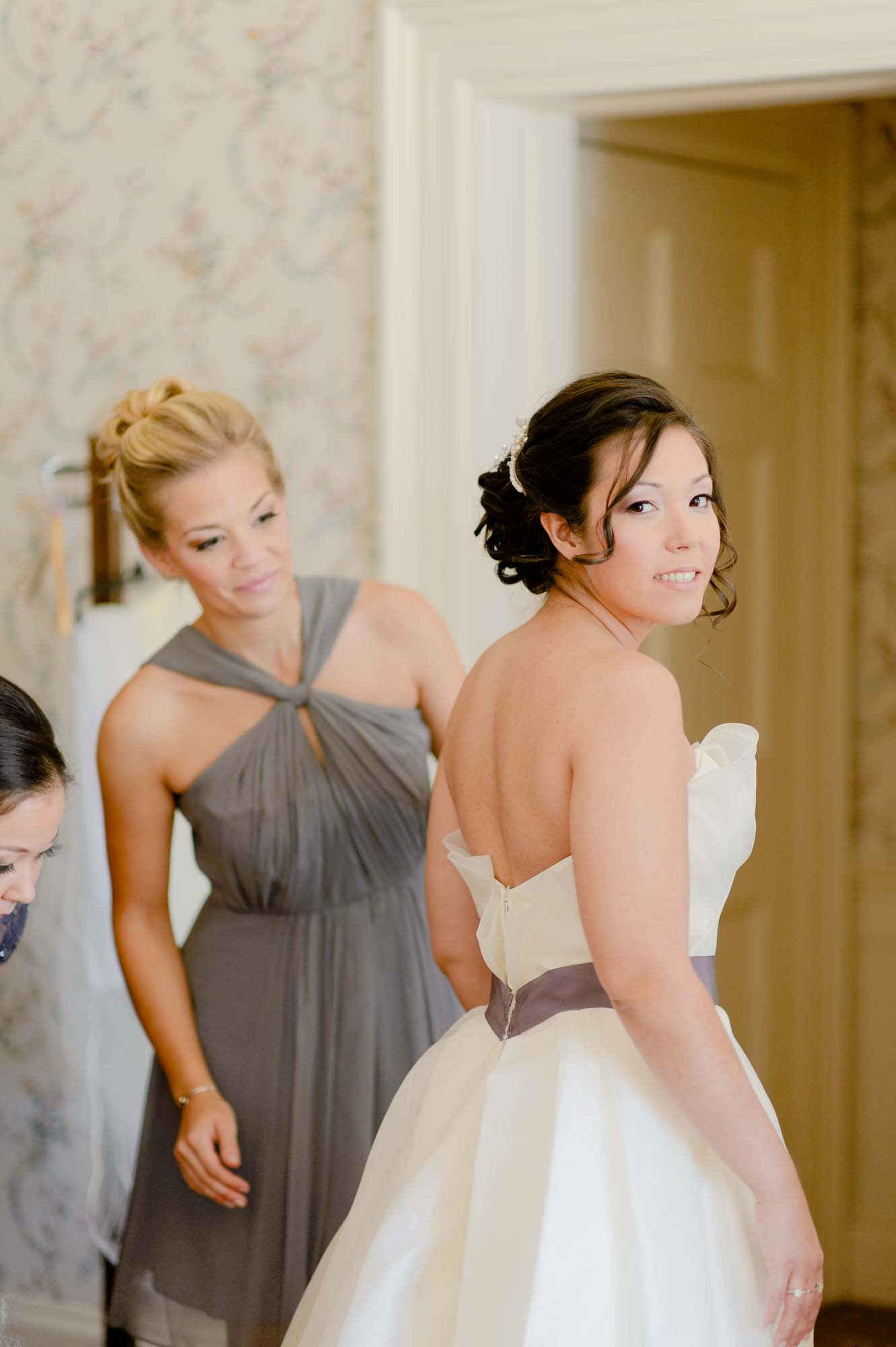 Bride Getting Ready At Lyman Estate Wedding