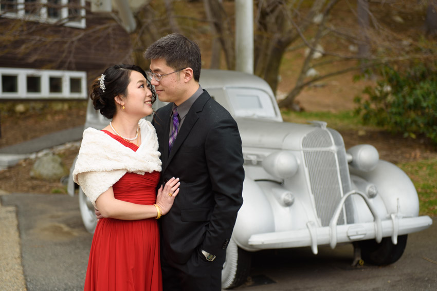 DeCordova Sculpture Park Museum Wedding Couple
