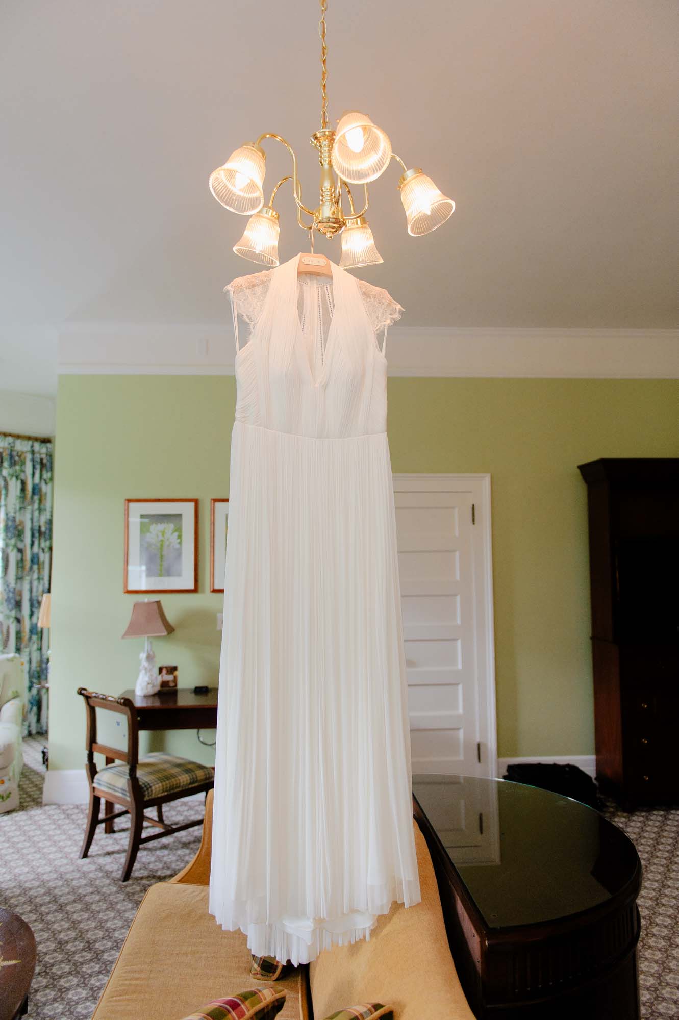 Wedding Dress Omni Mount Washington Resort NH